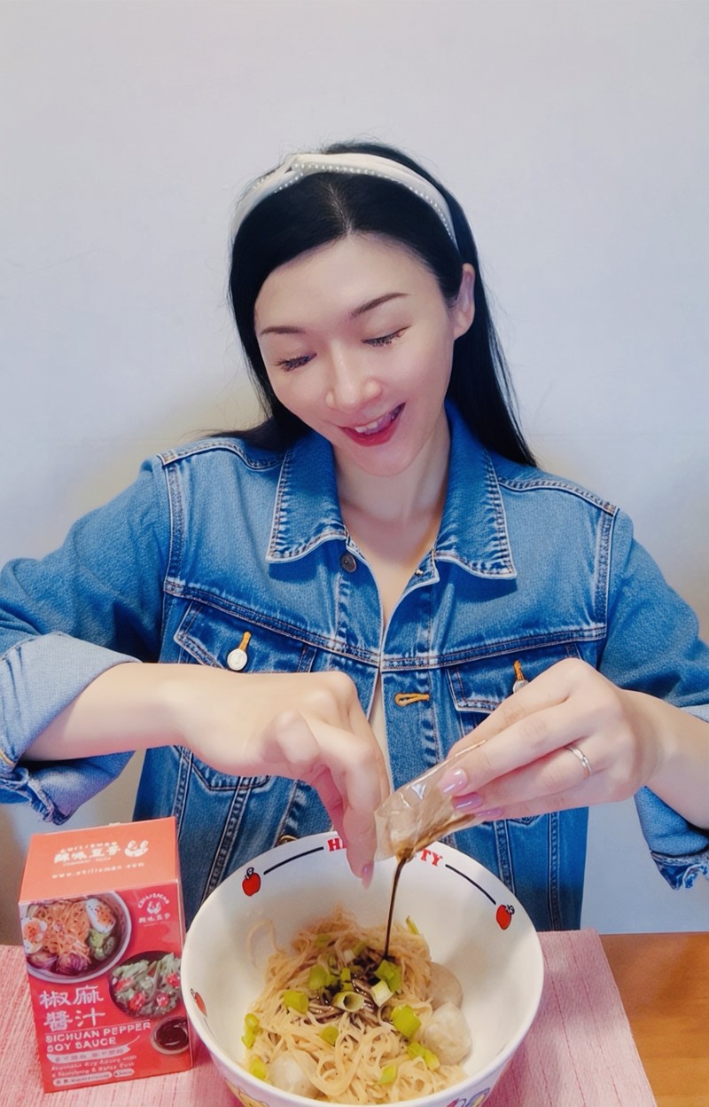 女人知己試用大隊,口碑行銷,部落客行銷,台中美食,伴手禮,美食推薦,禮盒,台灣美食,送禮,在地美食,團購美食,辣味豆哥,chilisman,辣椒粉,花椒粉,鬼椒,魔鬼椒,椒麻醬,紅油炒手醬汁,沙拉醬,拌麵醬,涼麵醬,椒麻風味醬,椒麻醬汁,麻油薑風味醬,麻油薑醬汁,台中美食,伴手禮,美食推薦,禮盒,台灣美食,送禮,在地美食,團購美食,醬汁,辣味豆哥,chilisman,台中美食,伴手禮,美食推薦,禮盒,台灣美食,送禮推薦,企業送禮,台中美食,伴手禮,美食推薦,禮盒,台灣美食,送禮推薦,企業送禮,花椒香辣醬,辣椒醬,辣醬,花椒醬,辣椒醬推薦,辣椒油,川味,川味麻辣,青花椒,大紅袍,xo干貝醬,xo醬,干貝醬,醬,醬料,海鮮醬,XO醬炒蘿蔔糕,麻油薑,麻油,薑,薑絲,薑泥,麻油麵線,老薑